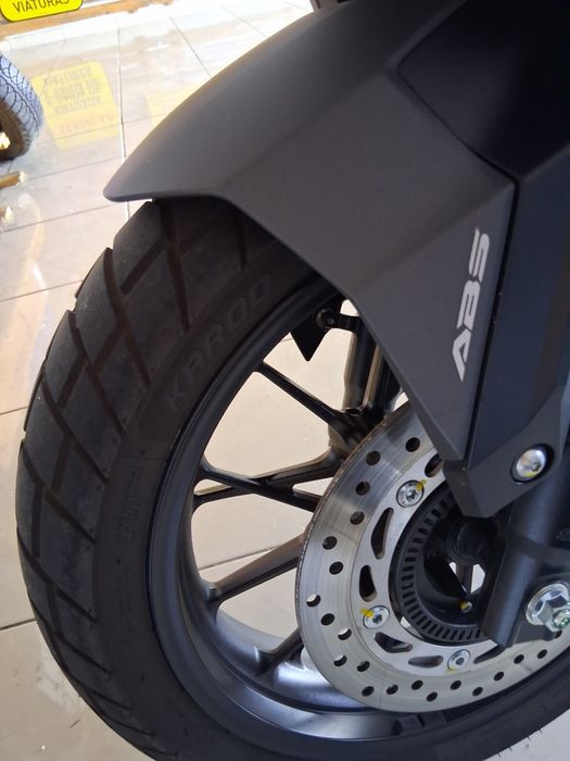 Honda ADV 350 SÓ 3700KMS NOVA