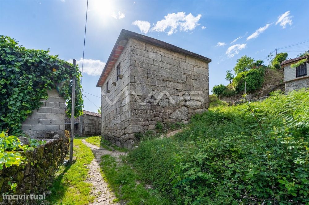 Moradia para Restaurar T0 Venda em Valdreu,Vila Verde