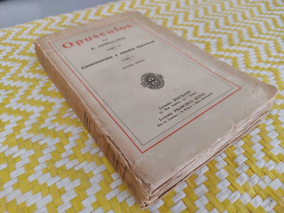 Opusculos- Tomo III

Alexandre Herculano