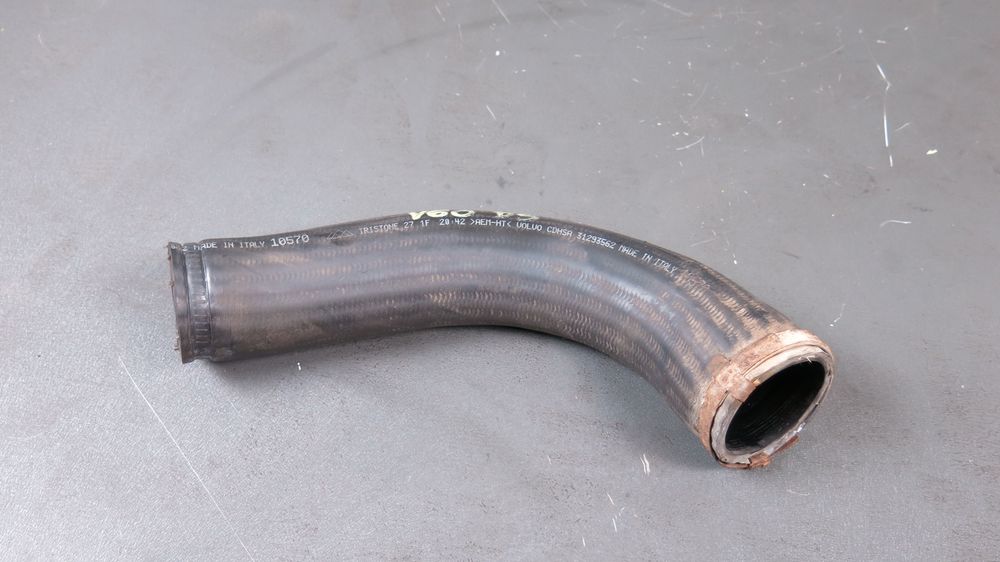 Volvo V60 S60 II D3 rura intercoolera