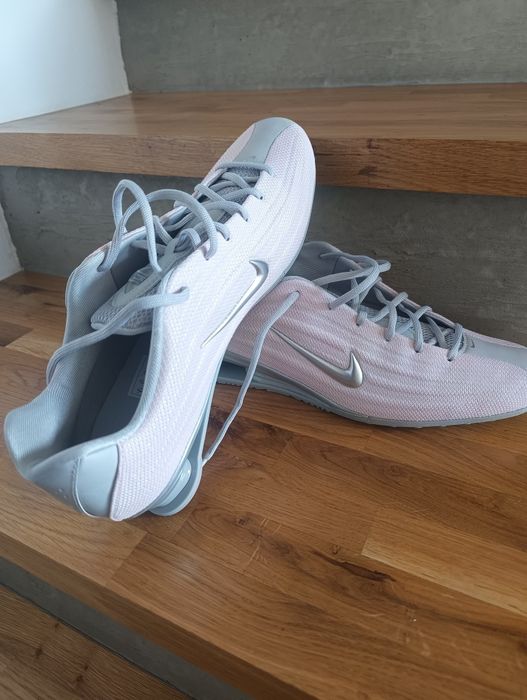 Nike shox 44.5  nowe