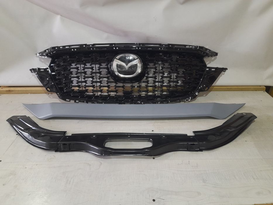 Мазда сх5 22 рік+решітка радіатора