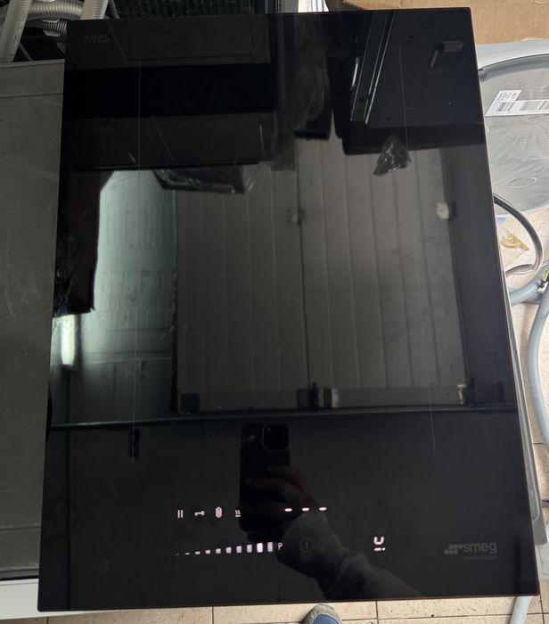Placa de Indução SMEG SIM3323D (Elétrica - 38 cm - Preto)