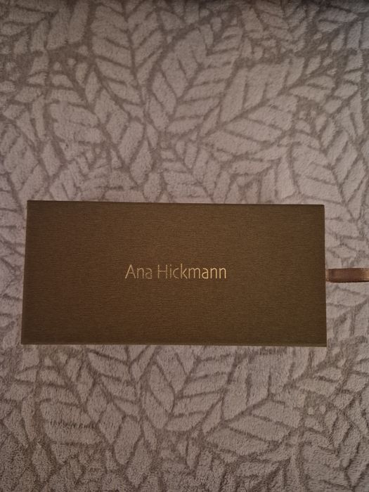 Коробка, цена  120 грн.