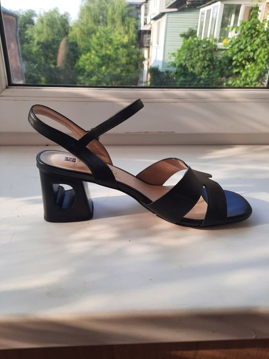 Обувь женская б/у