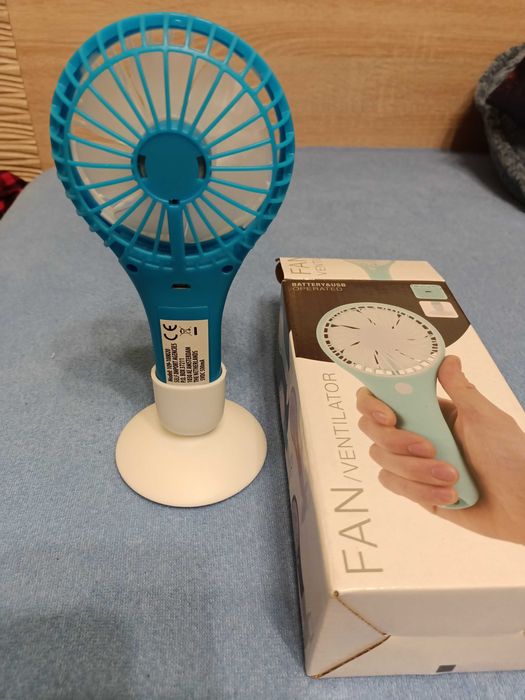 Wentylator ręczny na baterie i usb