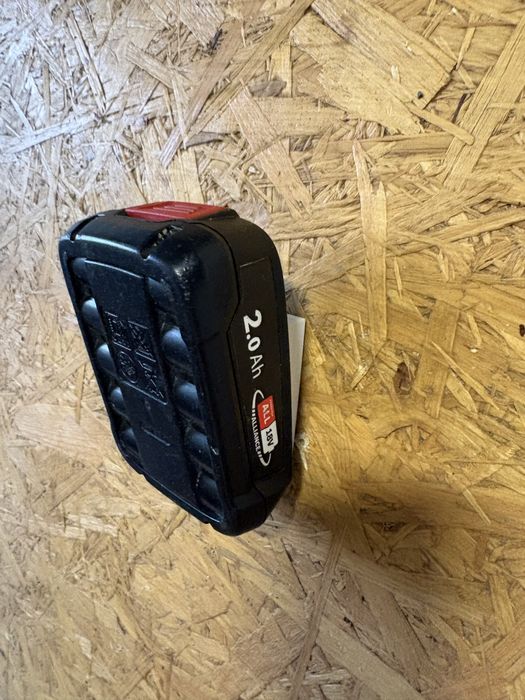 Uchwyt Ścienny na Baterie Bosch Power for ALL 18V | Organizer