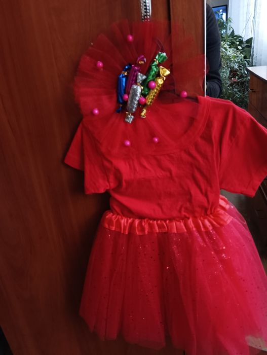 Костюм новорічний  цукерки