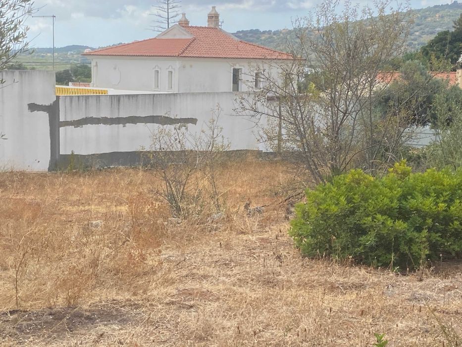 Terreno misto para construçao- Vila Sao Bras de Alportel (Calçada)