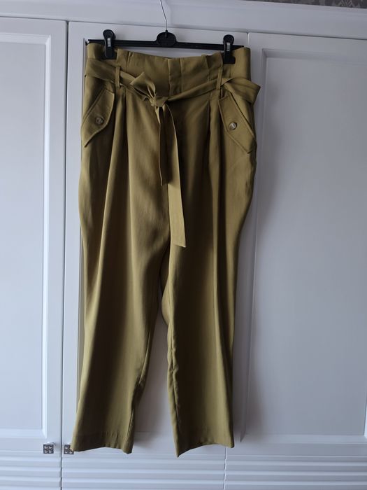 Spodnie khaki H&M z wysokim stanem