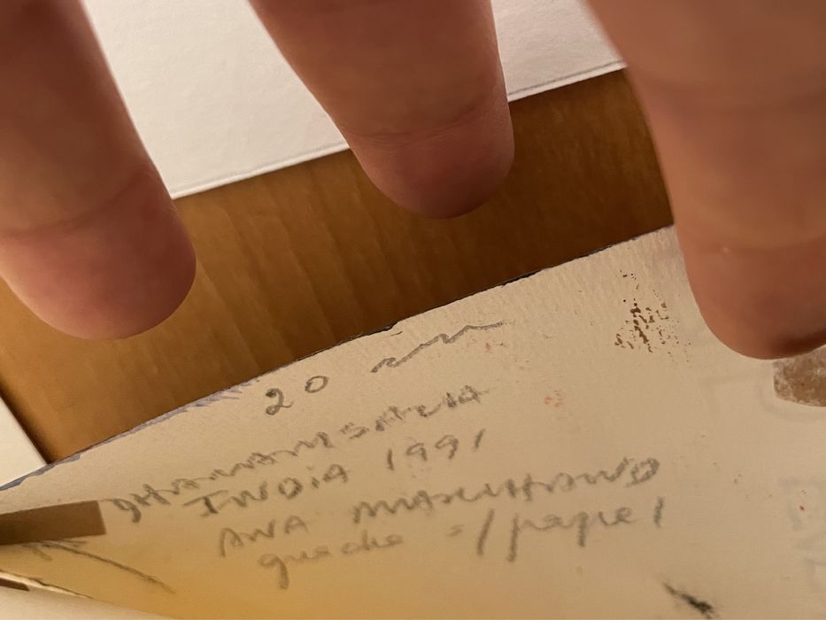 Ana Marchand: Gouache sobre papel 12,5x12,5 cm da série Dharamsala