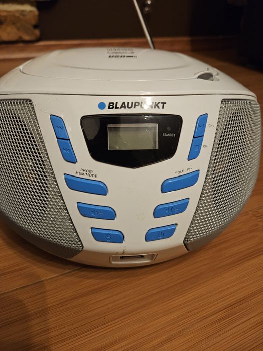 Radioodtwarzacz USB/CD/RADIO/MP3 Blaupunkt Boombox BB7WH