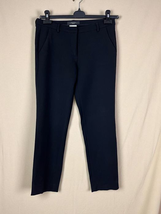 Weekend Max Mara Slim Cigarette r. M damskie czarne eleganckie spodnie