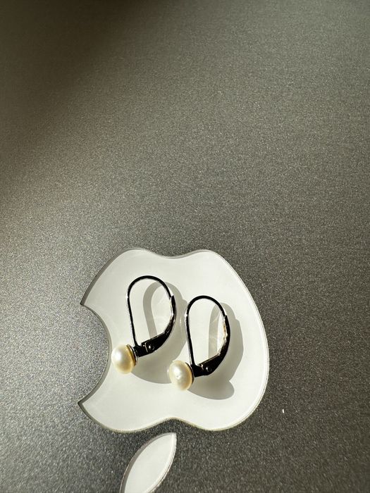 Сережки жемчужные , серьги с изумрудом серебро 925