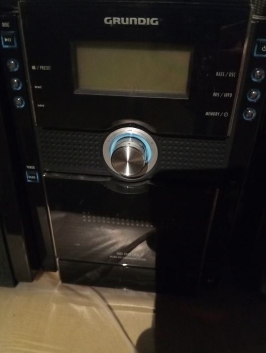 Całość Wyprzedaż garażowa wkrętarki Bosch Grundig sprzęt grający