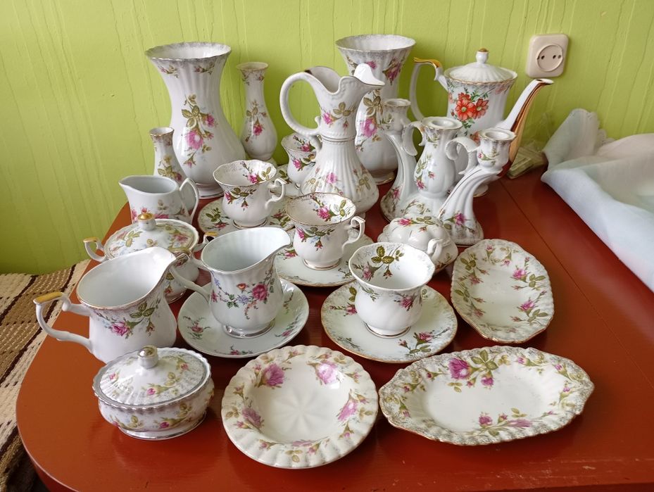 Cały zestaw-porcelana Chodzież