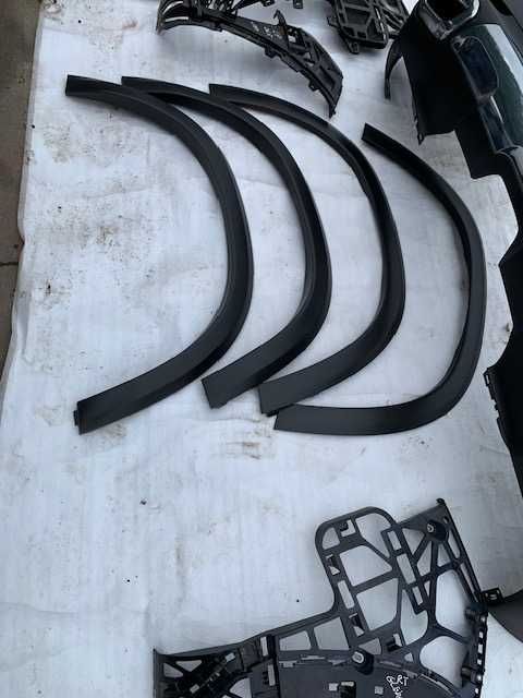 MERCEDES GLS W167 Zderzak Tył Ładny