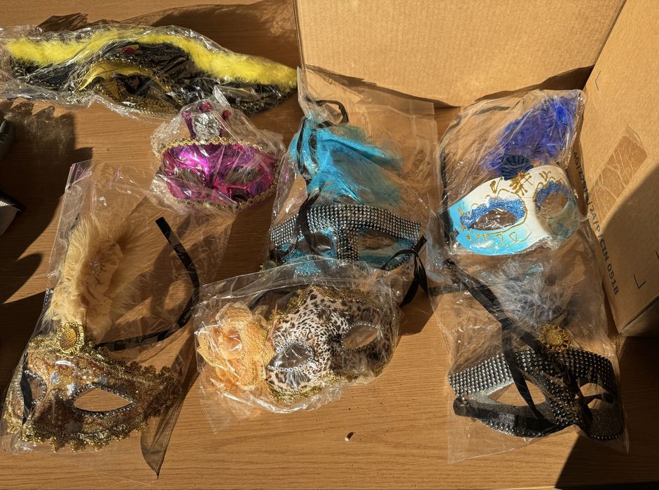 300 Máscaras Novas Carnaval / Halloween / Festas temáticas