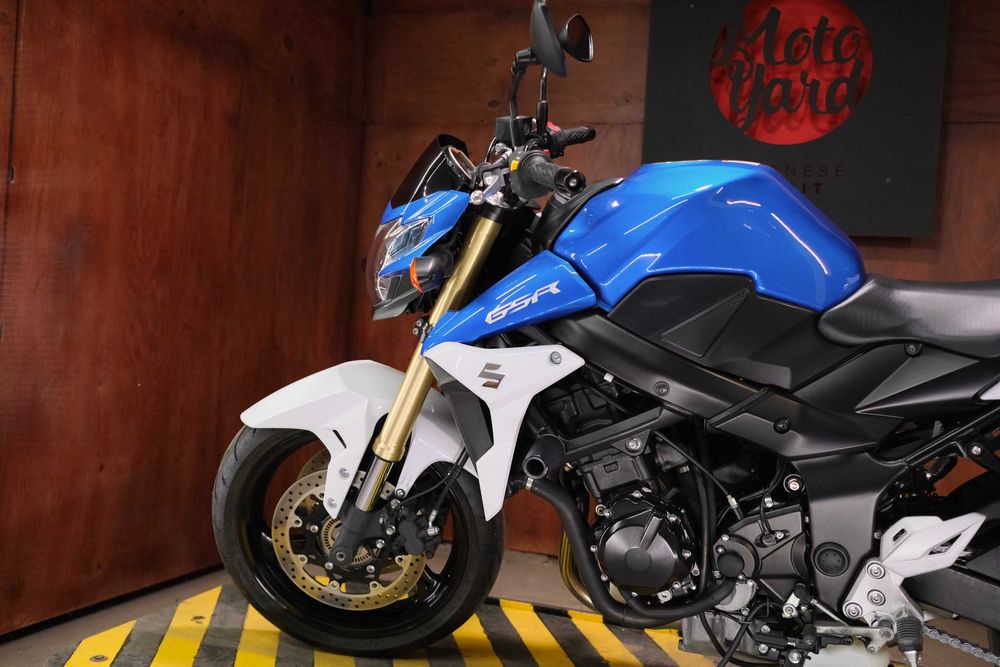 Suzuki GSR750 ABS із Японії