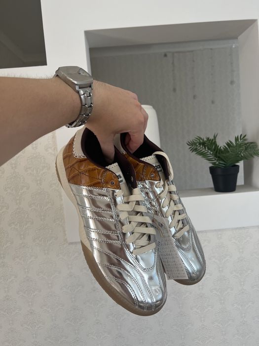 Оригінальні кросівки Adidas x Wales Bonner Samba Millennium Shoes