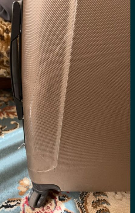 Чемодан валіза М