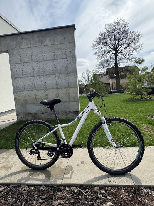 Rower damski Cube