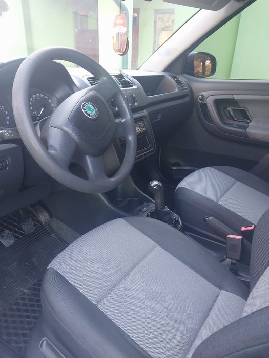 Автомобіль шкода фабія