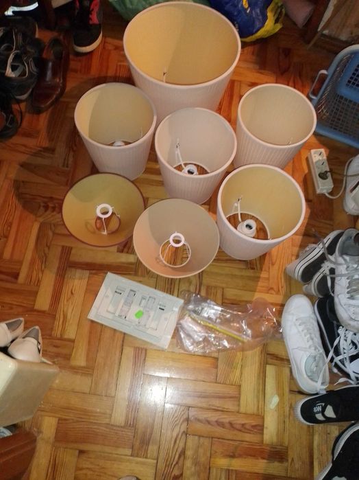 DeseJa acender a luz ou é cedo?Interruptor3E-AbaJur5E-S.Bébe5EDesde 3E