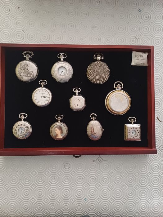 Coleção de 30 relógios de bolso