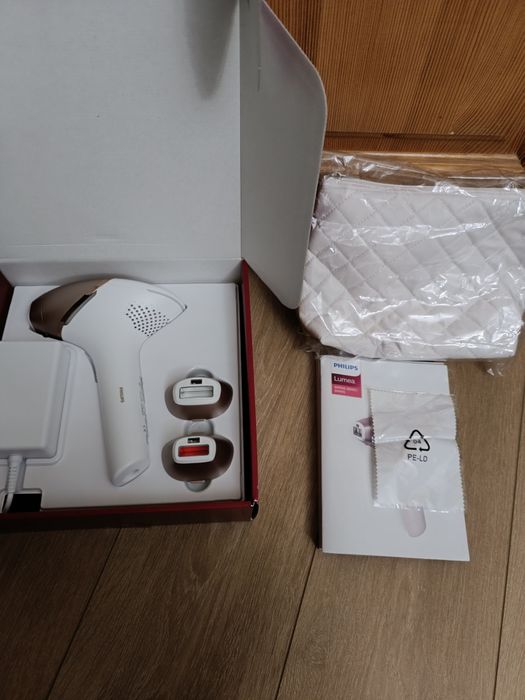 Фотоепілятор Philips Lumea IPL 9000 BRI955/00