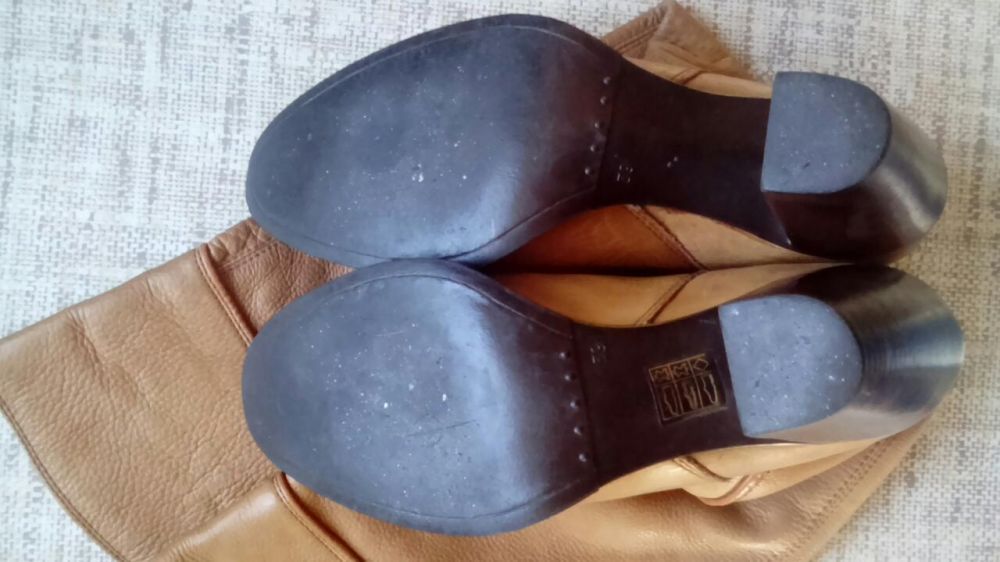 Okazja! Kozaki skórzane Bertie 39