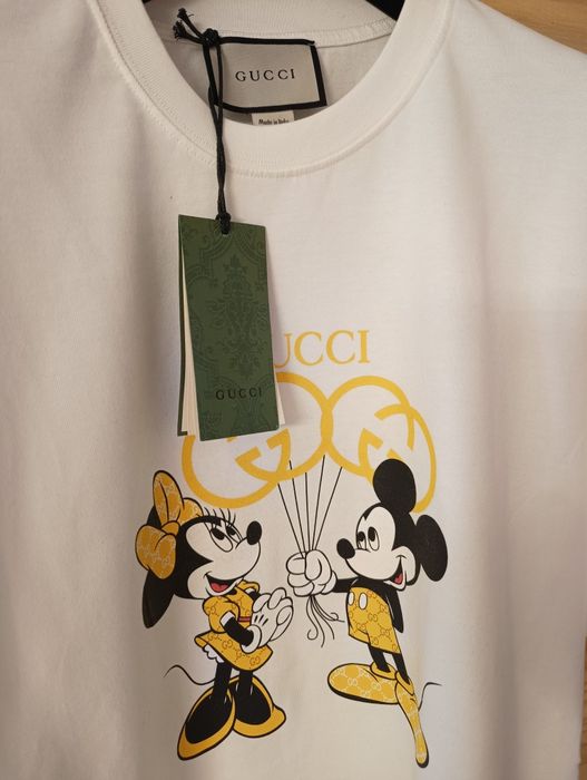 Koszulka Gucci z kultową parą Mickey Mouse.