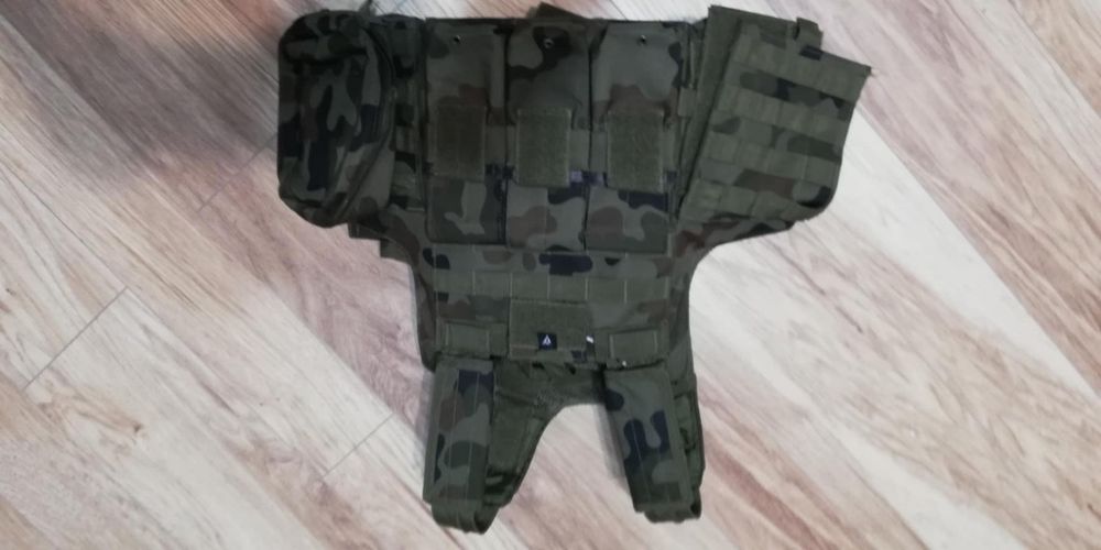 Kamizelka taktyczna DOMINATOR w kamuflażu wz.93 tzw ,, pantera leśna ,