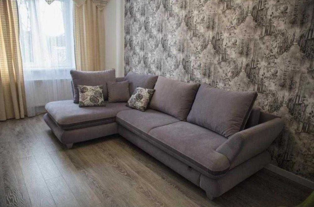 Продається чотирикімнатна квартира по вулиці Скісна Франківський р-н