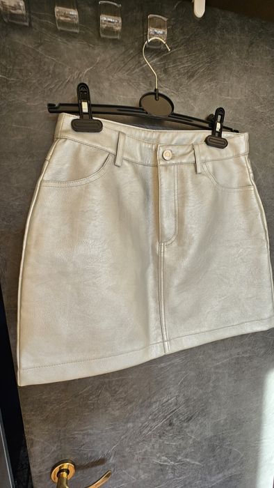 George spódnica damska mini srerbrna roz. 10(M) imitacja skóry. Nowa