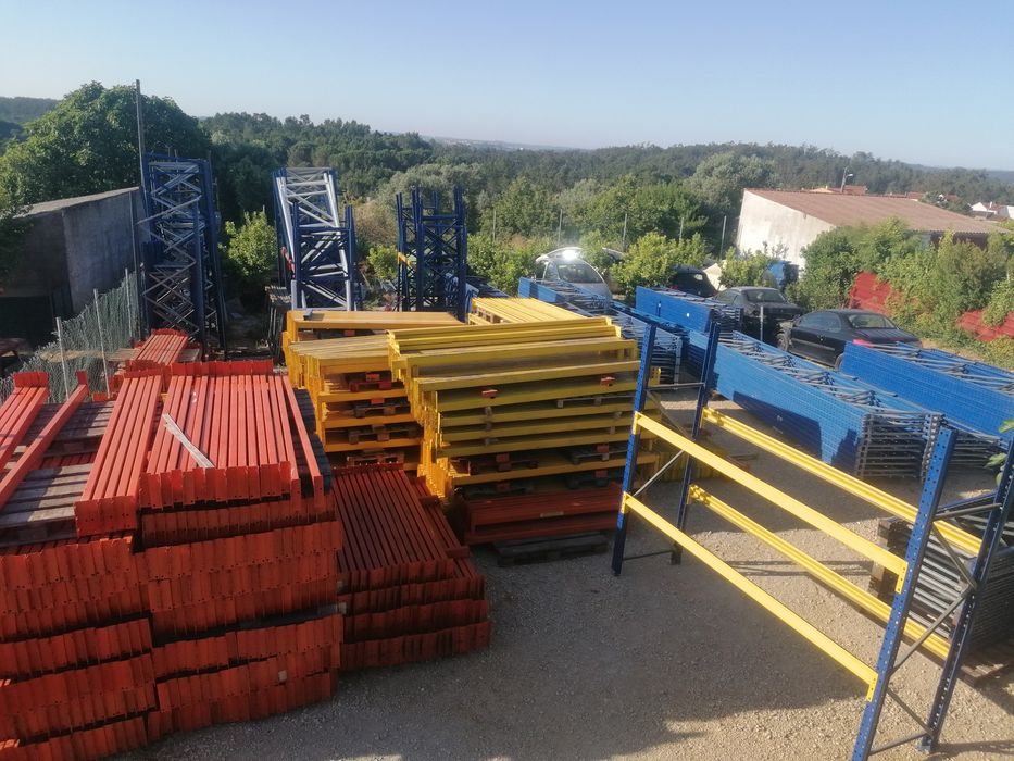 Parteleiras industriais, racks, muito novas