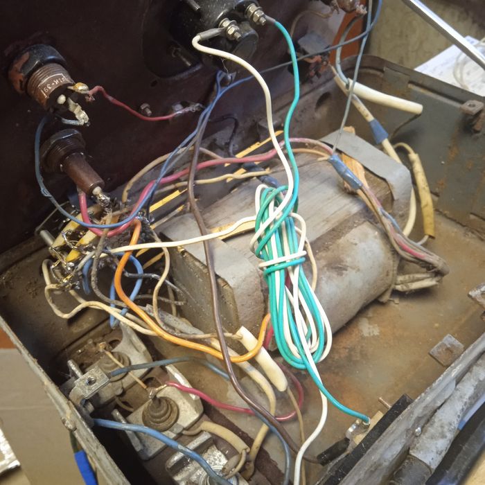 Трансформаторное зарядное устройство.