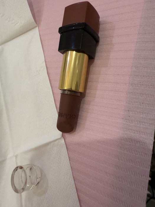 Pomadka Chanel velvet