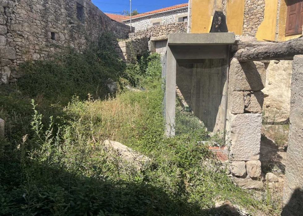 Casa em Ruínas Vilarinho da Castanheira
