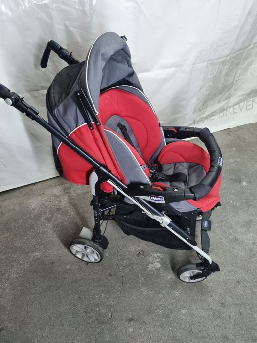 Carrinho bebé Chico