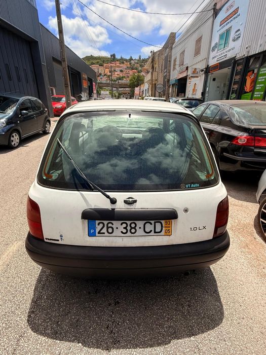 Nissan micra de 93.