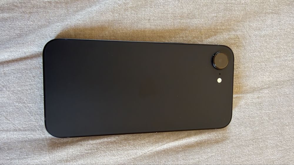 Iphone 16e - novo