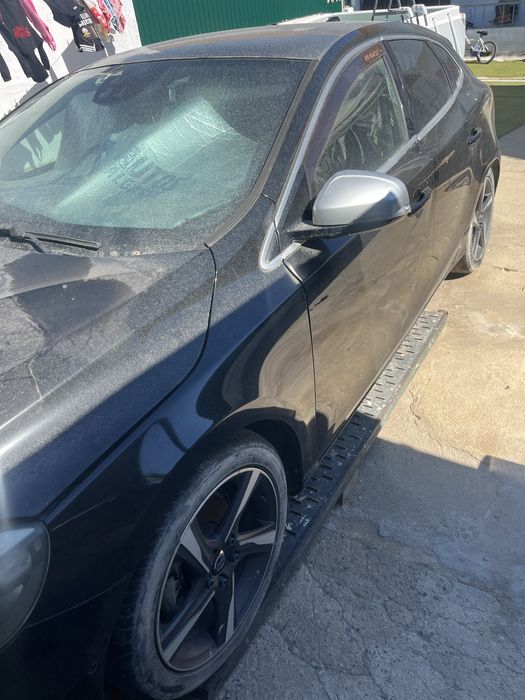 Volvo v40 2013 para pecas completo