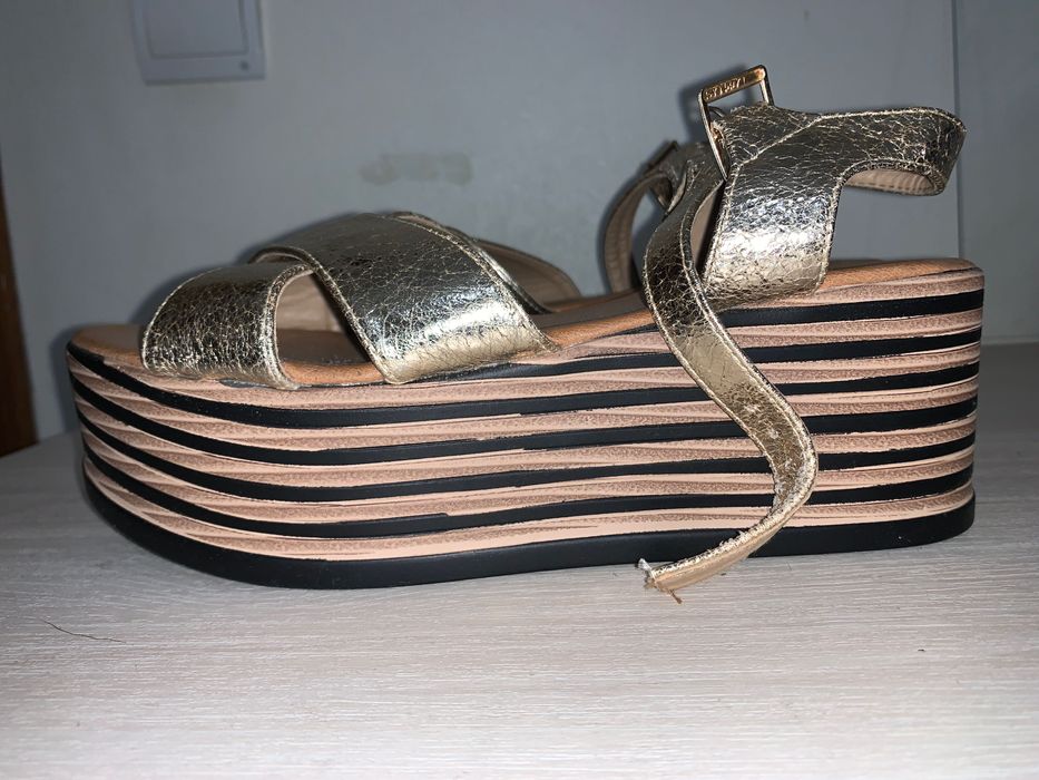 Sandálias girissimas novas!