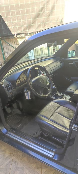 Mercedes Benz C250