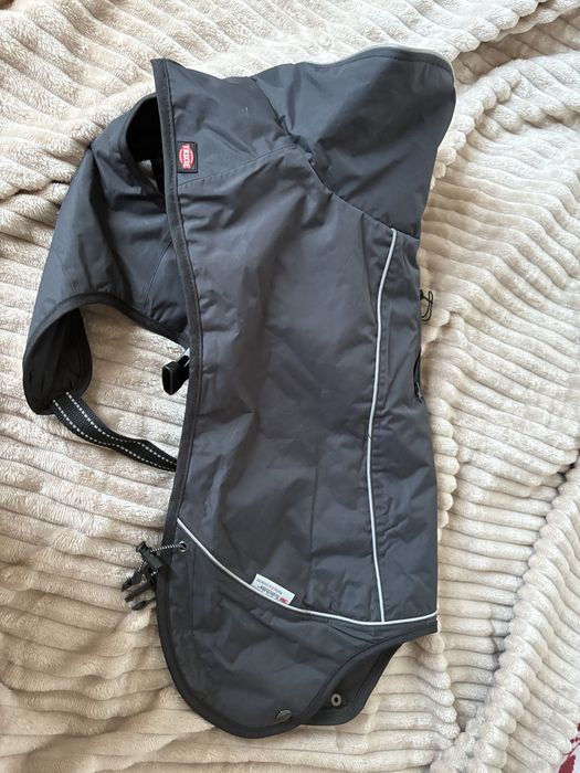 Kurtka dla psa przeciw deszczowa