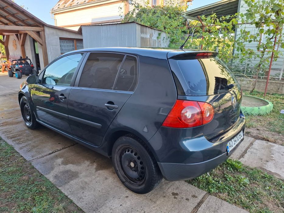 Volkswagen golf 5
