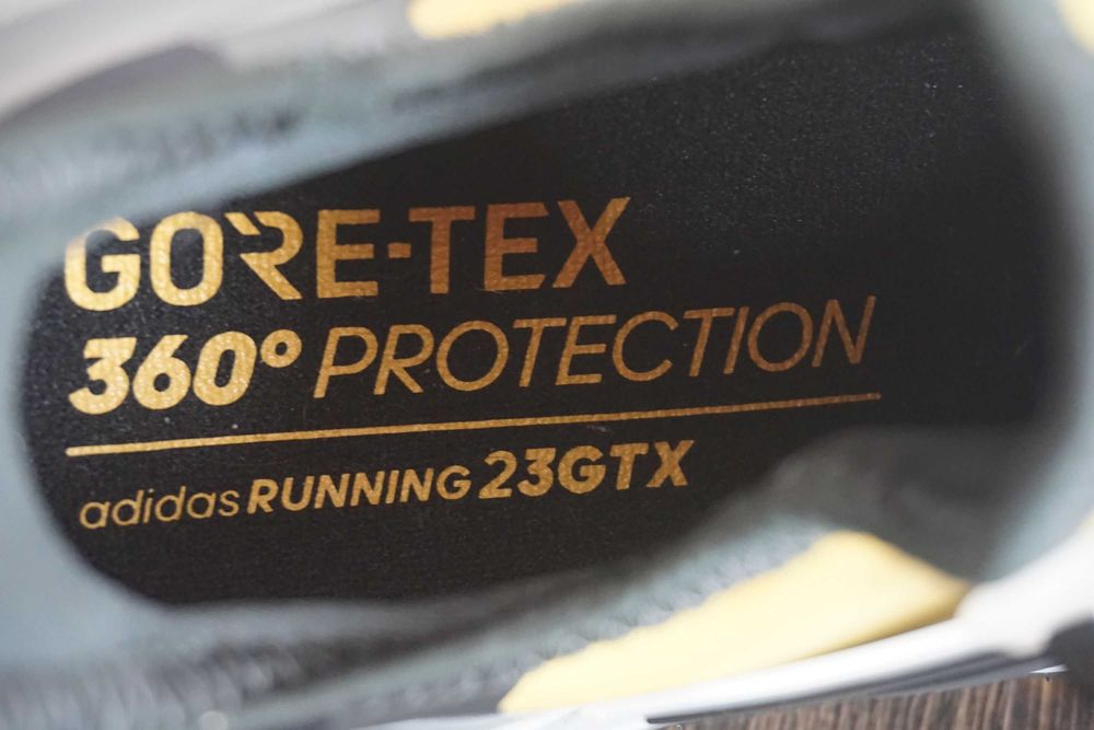 Adidas Ultraboost Light GTX