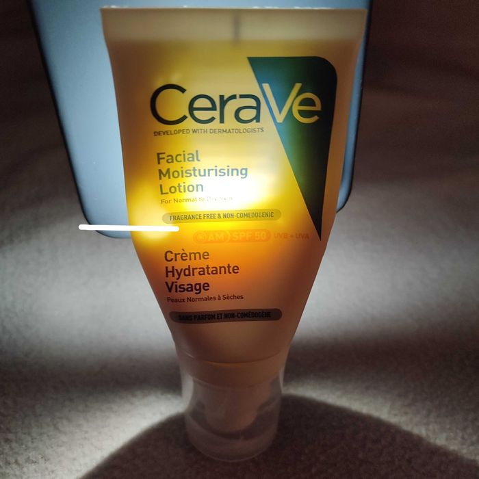 Zestaw kosmetyków do twarzy CeraVe, SunOzon, Cetaphil