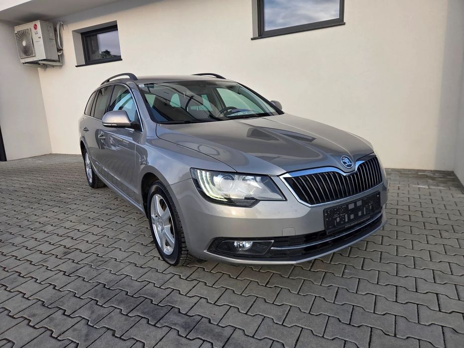 Skoda Superb 2.0Tdi 170kM * 4x4 * xenon * LEDY * navi